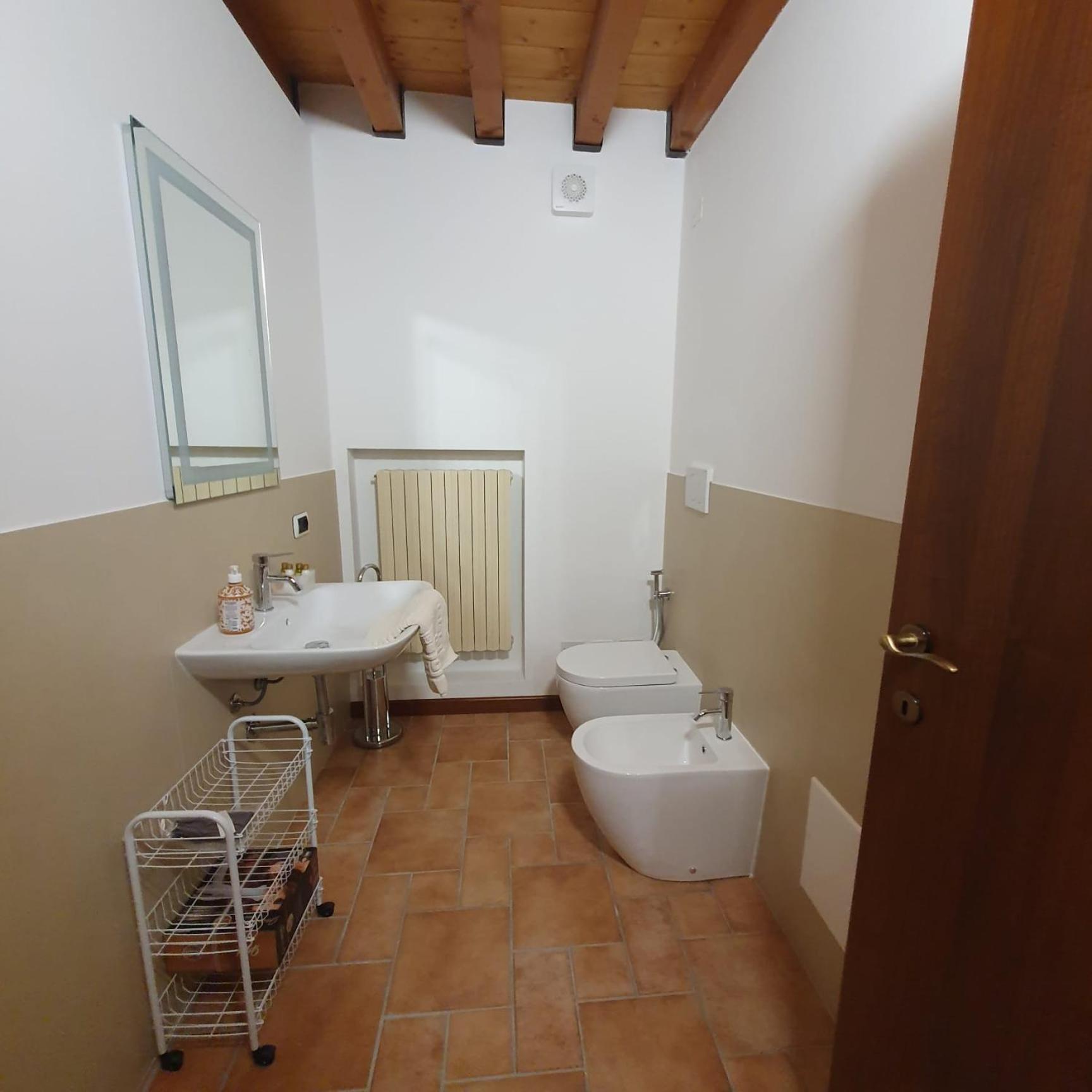 Gesuitirooms Sona Esterno foto