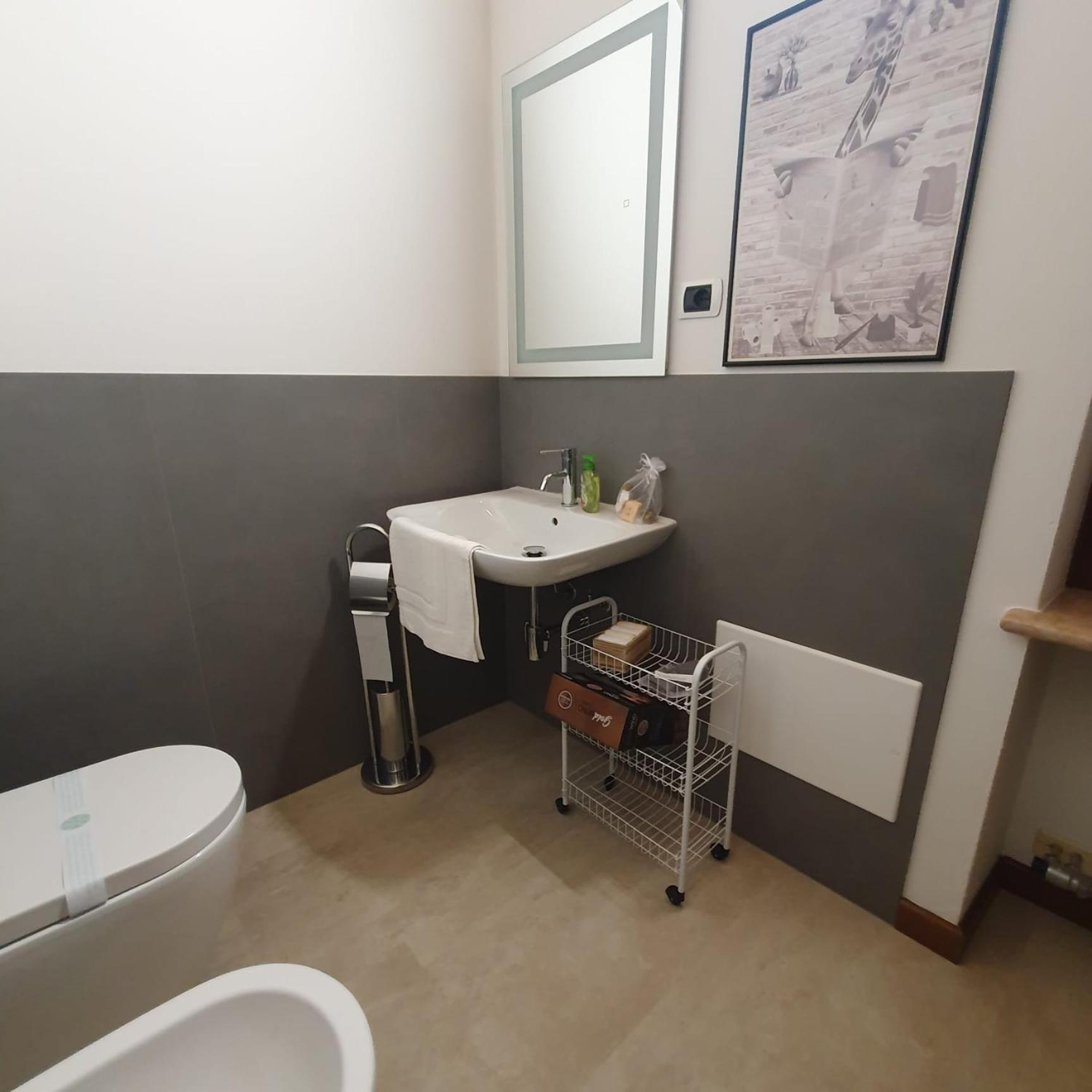 Gesuitirooms Sona Esterno foto
